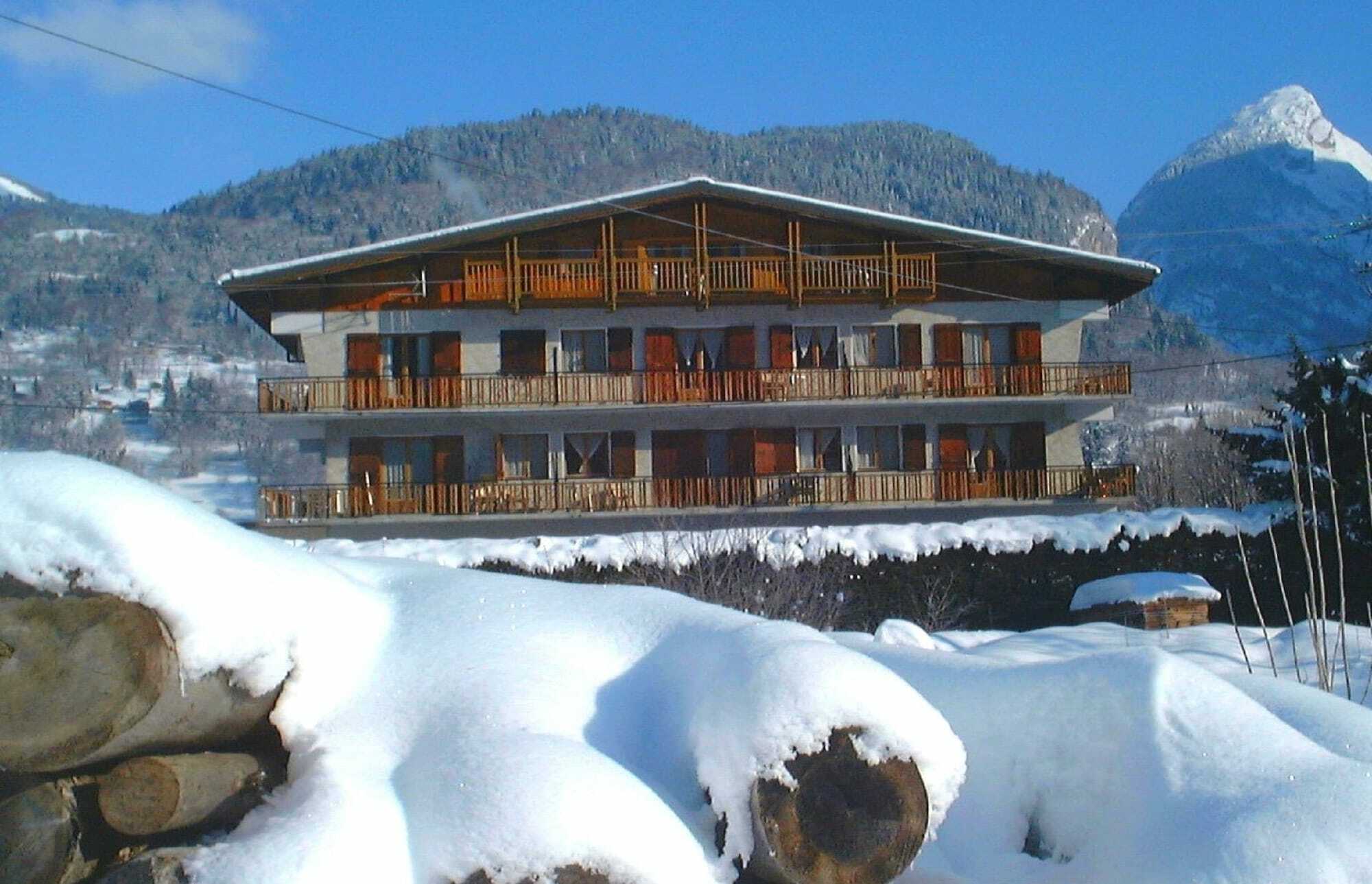 Giffre Et Clesson Aparthotel Samoens Exterior photo